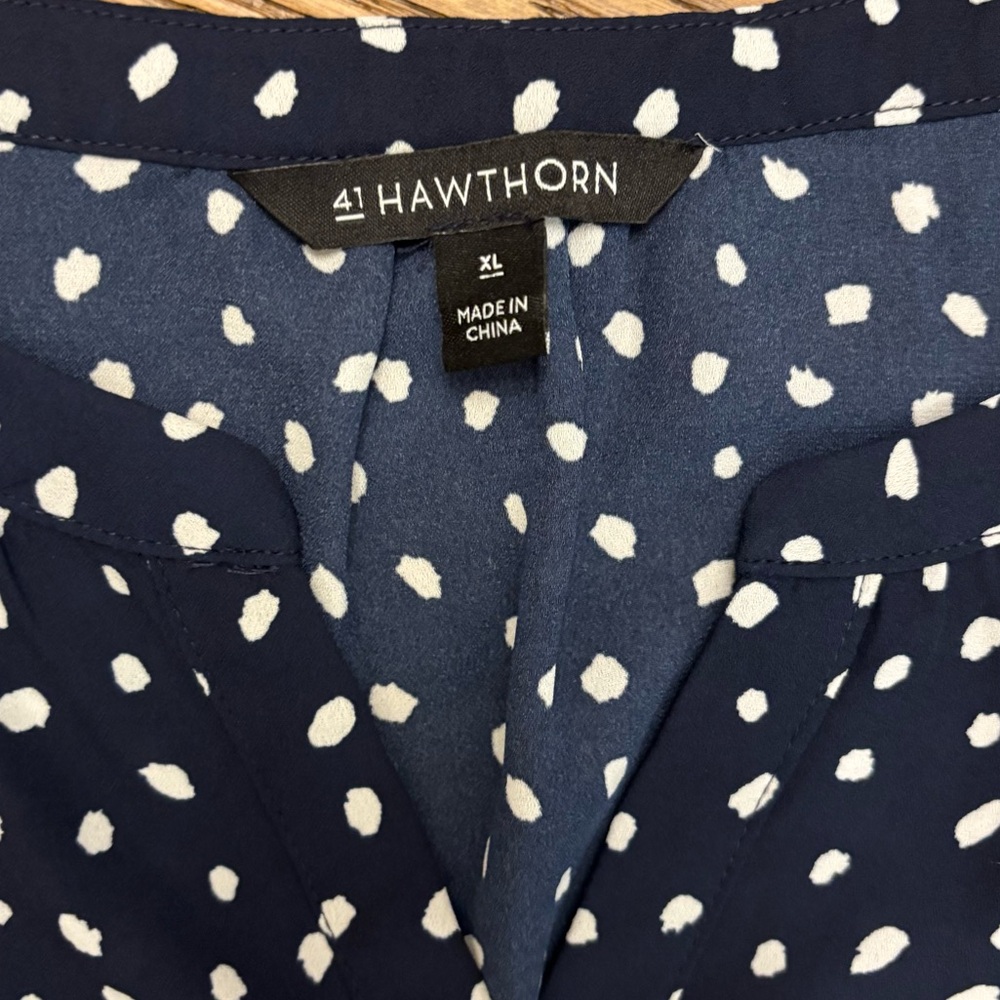 Mix by 41 Hawthorn Mclean Split Neck Sleeveless Blouse - Picture 6 of 10